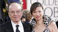 Rupert Murdoch s manelkou Wendi na 63. udílení cen Zlatý globus, Los Angeles...