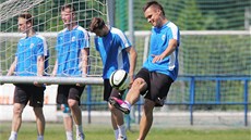 Plzeňští fotbalisté zahájili letní přípravu, Stanislav Tecl (vpravo) se vyhnul...