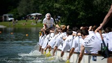 Devátý roník Perovského festivalu draích lodí.