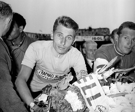 Jacques Anquetil, ptinásobný vítz Tour de France. 