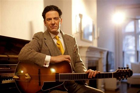 John Pizzarelli