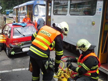 Nehoda tramvaje v Jablonci nad Nisou. 