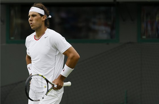 HOKÝ KONEC. Rafael Nadal na grandslamovém turnaji poprvé nepeel pes 1.