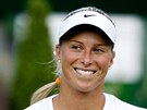 PROHRA S ÚSMVEM. Andrea Hlaváková v 1. kole Wimbledonu nestaila na Rusku...