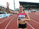 Zuzana Hejnová po vítzství v závod na 400 metr pekáek na mítinku Zlatá