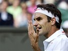 CO TO DLÁM? výcarský tenista Roger Federer se zlobí, na Wimbledonu prohrál ve...