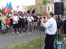 Píznivci Dlnické strany sociální spravedlnosti v Duchcov. (22. ervna 2013)