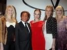 Claudia Schifferová, Valentino, Natalia Vodianová, Eva Herzigová a Nadja...