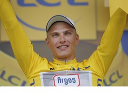 DO LUTÉHO. Dres pro vedoucího závodníka Tour de France oblékl Marcel Kittel....