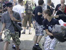 Pravicoví radikálové se v Duchcov stetli s policejními tkoodnci. Pokusili...