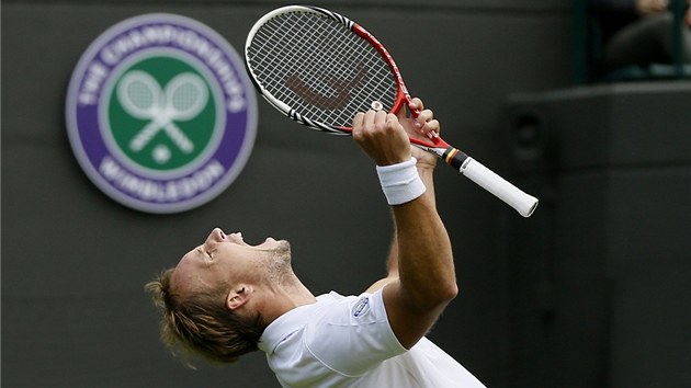 NEJVT VHRA V KARIE. Steve Darcis prv vyadil Rafaela Nadala z Wimbledonu.