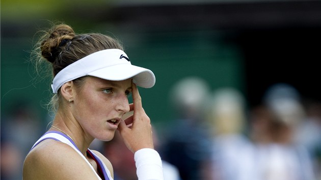 JAK NA NI? Kristna Plkov peml, jak vyzrt na slovenskou tenistku Janou epelovou.
