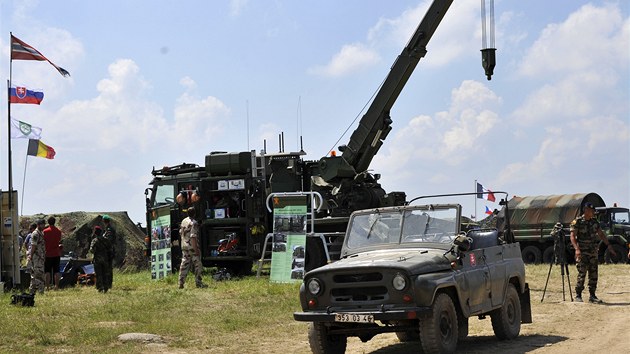 Logistick cvien NATO ve slovenskm vcvikovm prostoru Le (21. ervna 2013)