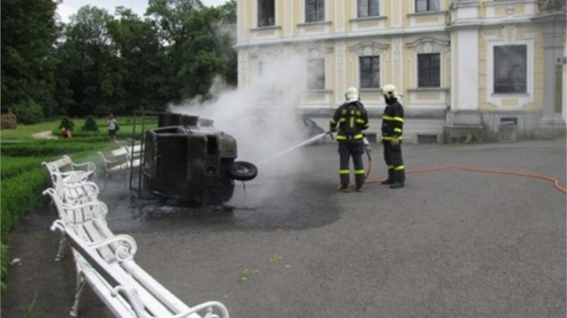 Pi nehod tkolky v Kravach se zranilo pt dt. (22. ervna 2013)