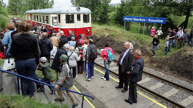 Slavnostn oteven obnoven sti eleznice v Hornm Slavkov.