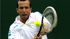 Radek �t�pánek si v prvním kole Wimbledonu snadno poradil s Australanem Reidem.
