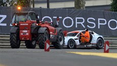 Tragická nehoda dánského pilota Allana Simonsena pi letoní Le Mans.