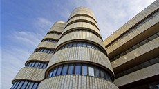 Dejvický hotel Praha byl otev�en v kv�tnu 1981. U� v dob� svého vzniku byl...