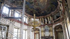 Interiér paláce Collorado-Mansfeld u K�i�ovnického nám�stí zdobí jedine�ná