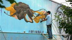 Writei vyzdobili bhem tvrtého roníku festivalu Graffiti boom zdi v
