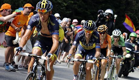 Roman Kreuziger táhne na Tour de France Alberta Contadora.