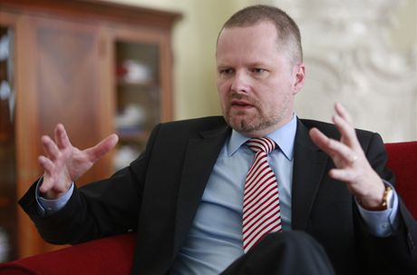 Bývalý ministr kolství Petr Fiala bude kandidovat za ODS do Snmovny.