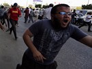 Protesty nabraly v pátek spád, pi stetech zemeli nejmén ti lidé (Káhira,