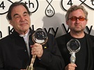 Oliver Stone a Jan Hebejk s Kiálovými glóby ze 48. roníku filmového
