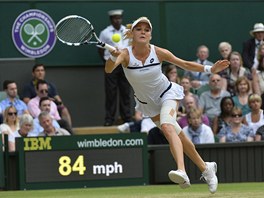 TOHLE ZVLDNU. Polsk tenistka Agnieszka Radwask v semifinle Wimbledonu.