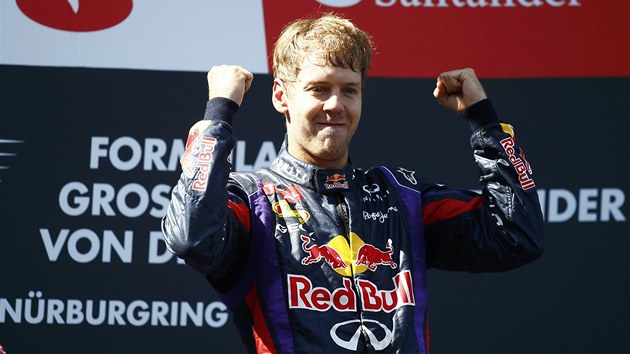 KONEN. Nmecký pilot Sebastian Vettel ze stáje Red Bull poprvé vyhrál domácí