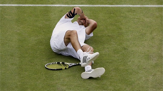 EMOCE: Jerzy Janowicz prv postoupil do semifinle Wimbledonu.