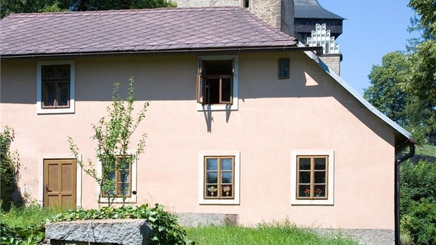 Ha�ek si v Lipnici koupil zchátralý domek, kde je dodnes patrný jeho smysl pro