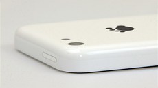 ínský výrobce TechDy se u modelu Basic Bear inspiroval dostupnými snímky levného iPhonu.
