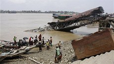 Následky cyklonu Nargis v Barm