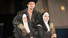 Divadelní představení Tři mušketýři na náměstí Republiky v rámci Divadelního