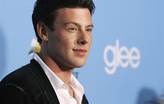 Herec Cory Monteith pózuje v Los Angeles ped premiérou seriálu Glee. (7. záí...