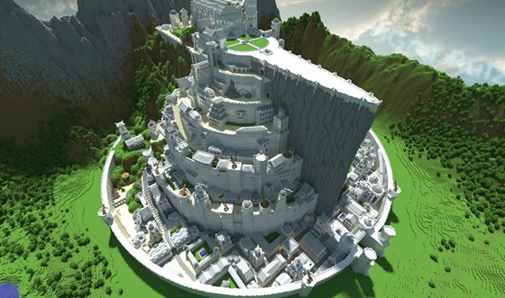 Město Minas Tirith z Pána prstenů jako fandovská tvorba ve hře Minecraft.