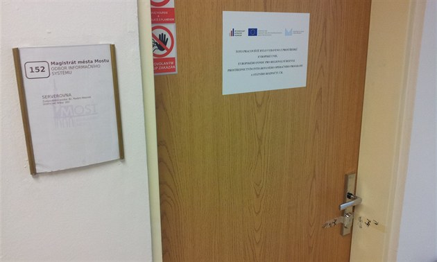 Mostecký magistrát detektivové prohledali 15. �ervence.