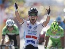 Mark Cavendish vítzí ve 13. etap Tour de France.