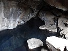 Jeden z nejvtích unikát na ostrov - termální pramen uprosted jeskyn...