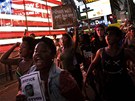 V ulicicíh velkých mst USA pochodovali lidé, kteí protestovali proti