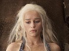 Emilia Clarke v serilu Hra o trny