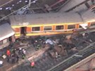 6 mrtvých. Letecké zábry tragické nehody vlaku