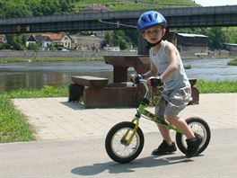 Mlník - u soutoku Vltavy a Labe se spojuje také Labská stezka a trasa od...