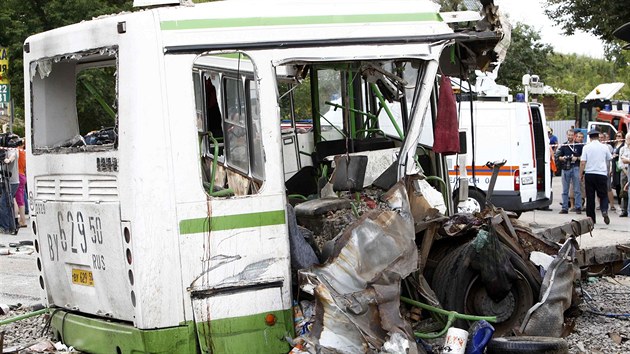 Nejmn 18 lid v sobotu zahynulo pi srce kamionu s autobusem vezoucm dti na jinm pedmst Moskvy (13. ervence)