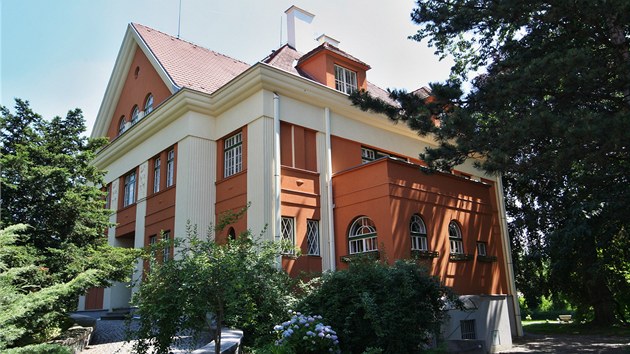 Flemmichova vila je opět ozdobou Krnova. (9. července 2013)