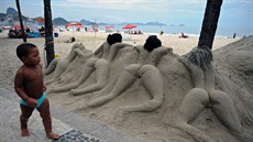 Hanbaté sochy na plá�i Copacabana