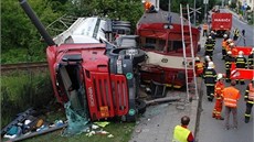 Vážná nehoda vlaku a kamionu v Opavě (13.7.2013)