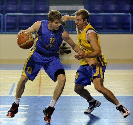 eská basketbalová reprezentace trénovala v Trutnov v rámci zahájení pípravy