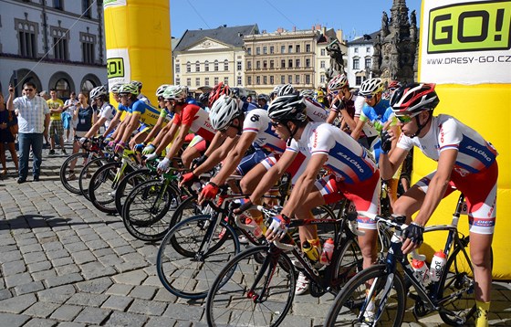 ME v silniní cyklistice junior a jezdc do 23 let. Hromadný start na Horním